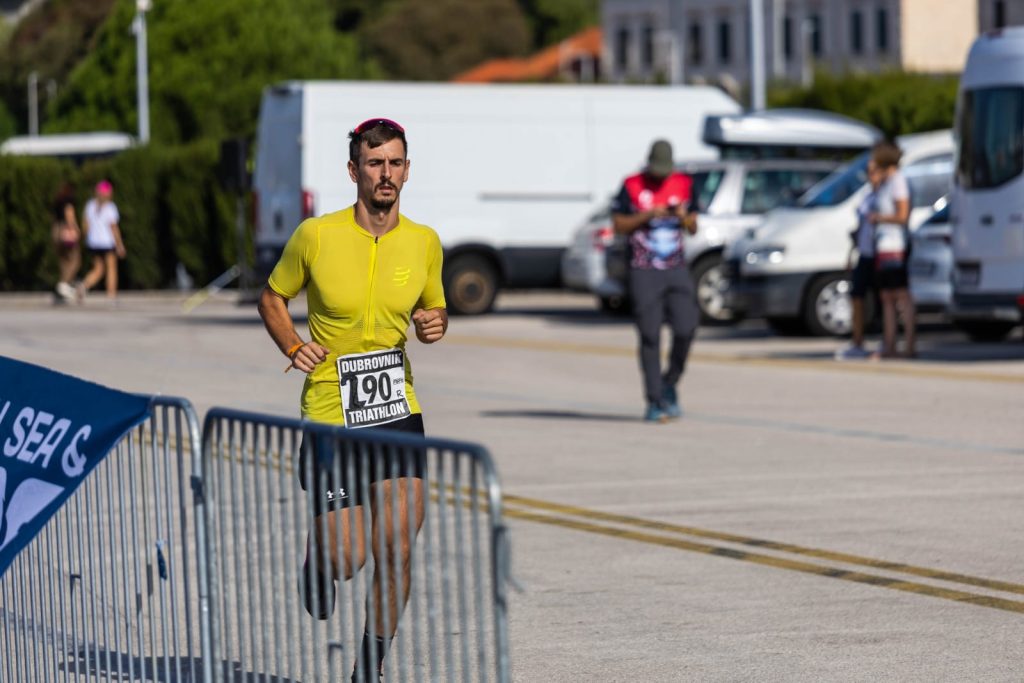 OSOBNI TRENER, TRČANJE, BICIKLIZAM, 5K , 10K, POLUMARATON, MARATON, ULTRA MARATON, PLANOVI TRENINGA, MRŠAVLJENJE